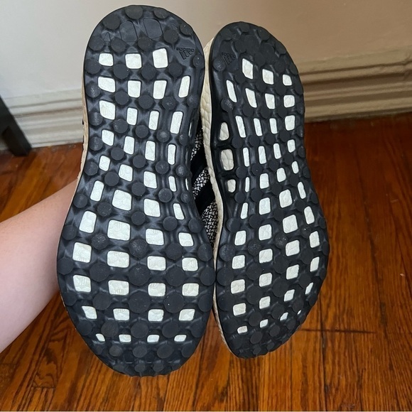 Adidas Yohji Yamamoto Y-3 Pureboost black/white size 6.5 lightly worn. - Picture 5 of 9